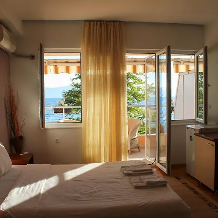 Vila Kumani Ohrid Esterno foto